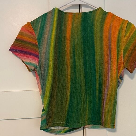 TACH Women's Vibrant Striped Crop Top - Picture 4 of 4